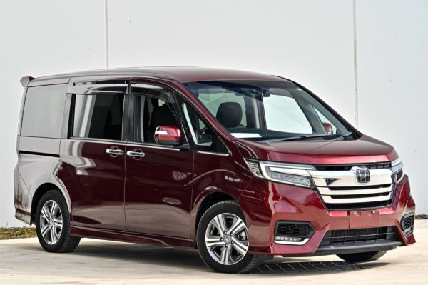 2021 Honda Stepwagon Other image