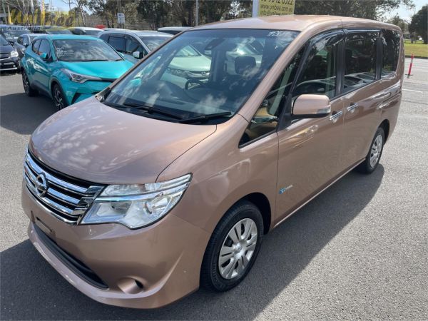 2016 Nissan Serena Wagon HFC26 Hybrid image