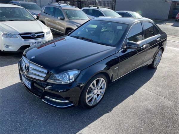 2011 Mercedes-Benz C-Class Sedan W204 MY11 C250 CDI BlueEFFICIENCY Elegance image