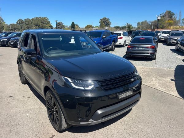 2020 Land Rover Discovery Wagon Series 5 L462 20MY SD6 HSE image