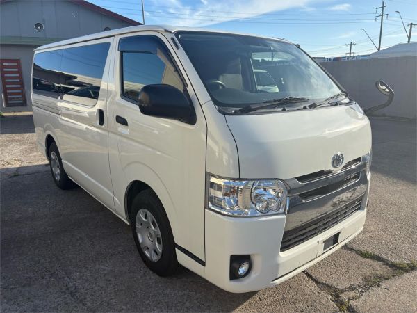 2019 TOYOTA HIACE VAN GDH201 LWB 2.8LTR image