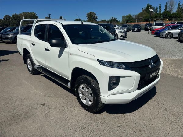 2021 Mitsubishi Triton Utility MR MY21 GLX+ image