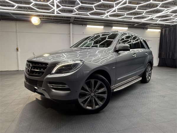 2012 Mercedes-Benz M-Class Wagon W166 ML350 BlueEFFICIENCY image