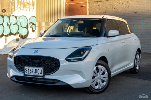 2024 Suzuki Swift Hybrid Auto image