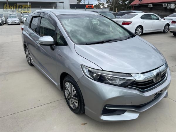 2018 Honda Shuttle Wagon GP7 Hybrid image