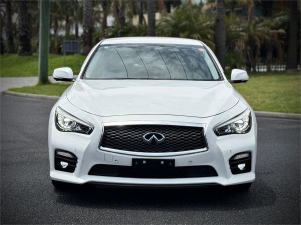 2014 Nissan Skyline Sedan HV37 Hybrid Type SP image