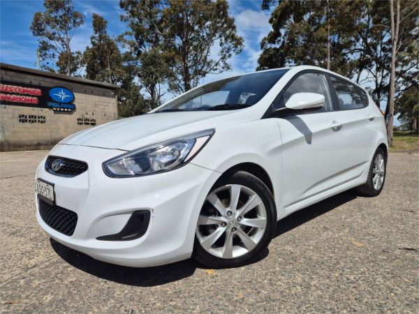 2019 Hyundai Accent Hatchback RB6 MY19 Sport image