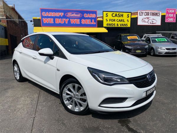 2019 HOLDEN ASTRA 5D HATCHBACK BK MY19 R image