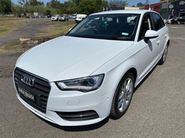 2015 AUDI A3 5D HATCHBACK 8V MY15 S/BACK 1.4 TFSI ATTRACTION COD image