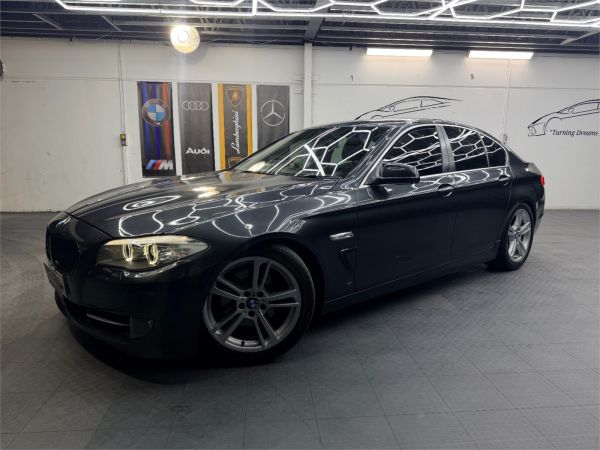 2010 BMW 5 Series Sedan F10 528i image