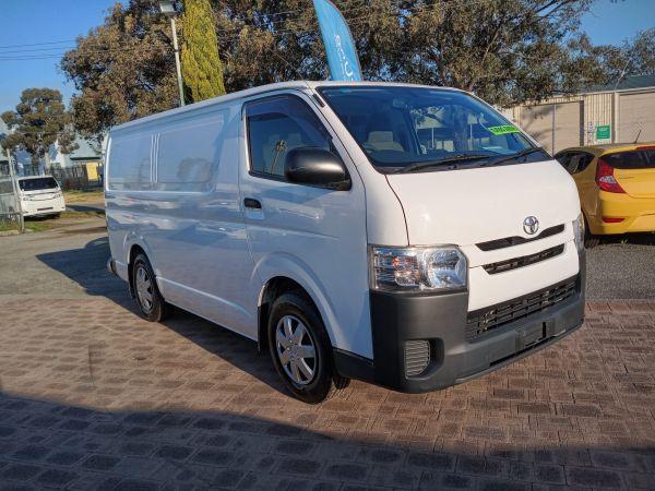 2015 Toyota HiAce KDH201R auto image