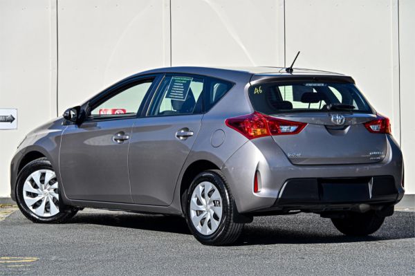 2013 Toyota Corolla Hatchback ZRE182R Ascent image
