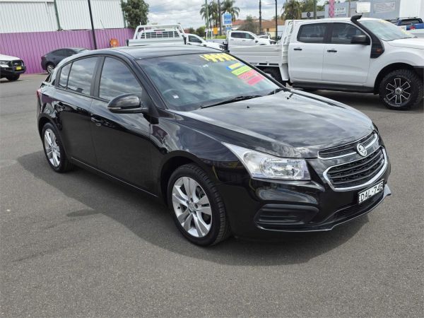 2015 HOLDEN CRUZE 5D HATCHBACK JH MY15 EQUIPE image
