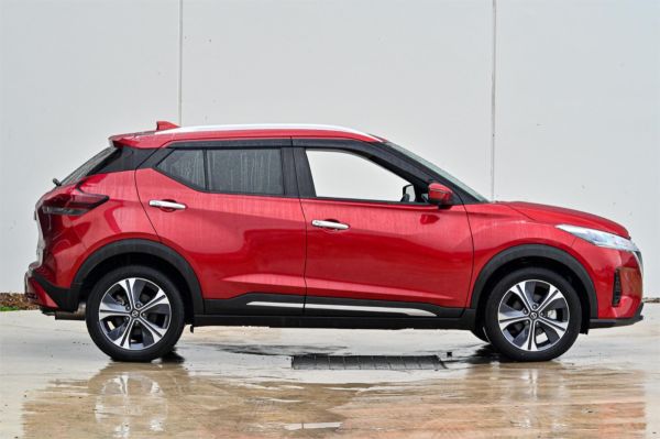 2020 Nissan Kicks Other image