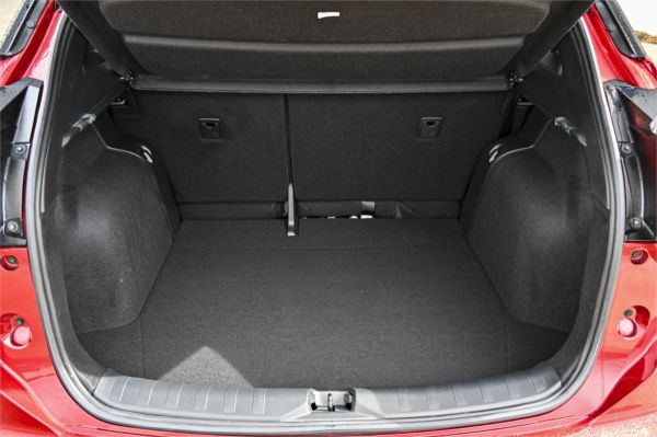 2020 Nissan Kicks Other image
