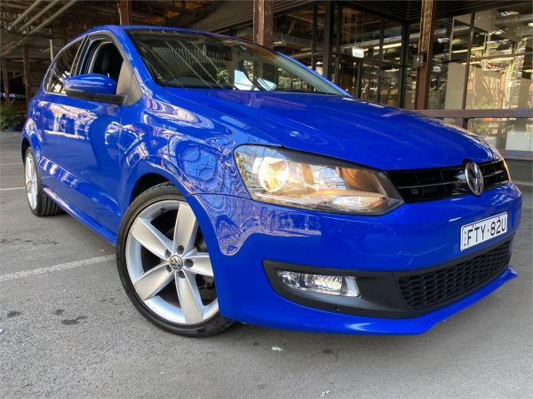 2013 VOLKSWAGEN POLO 5D HATCHBACK 6R MY13.5 77 TSI COMFORTLINE image