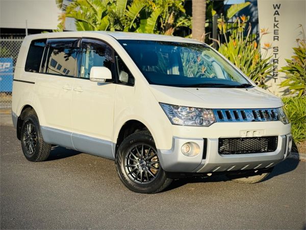2015 Mitsubishi Delica Wagon CV1W D:5 image