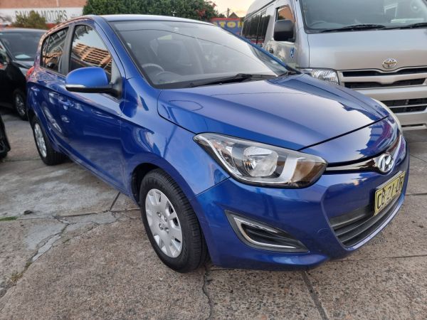 2013 HYUNDAI i20 ACTIVE image