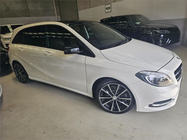 2013 Mercedes-Benz B-Class Hatchback W246 B250 image