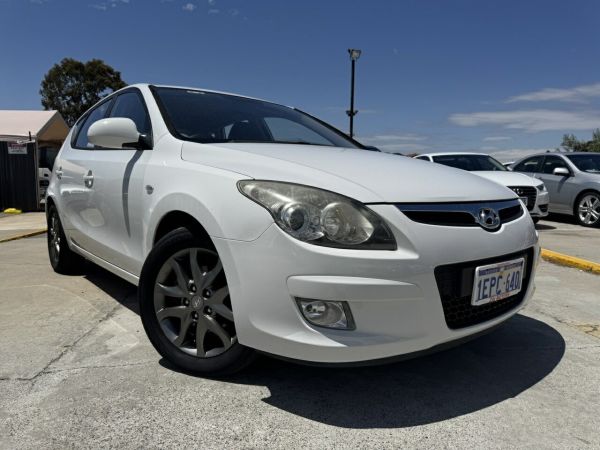 2011 Hyundai i30 FD MY11 SLX White 4 Speed Automatic Hatchback image