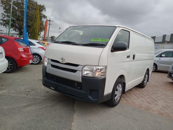 2016 Toyota HiAce LWB Diesel Auto image