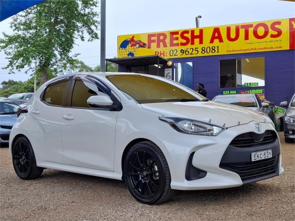 2020 Toyota Yaris Hatchback MXPA10R Ascent Sport image