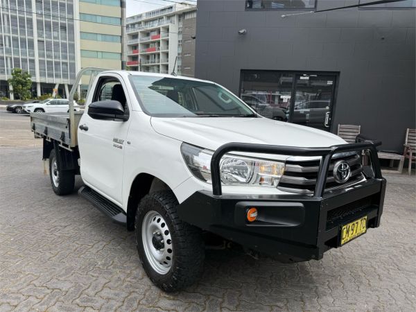 2017 TOYOTA HILUX C/CHAS GUN126R MY17 SR (4x4) image