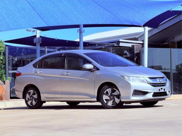 2015 Honda Grace Sedan GM4 Hybrid Dx image