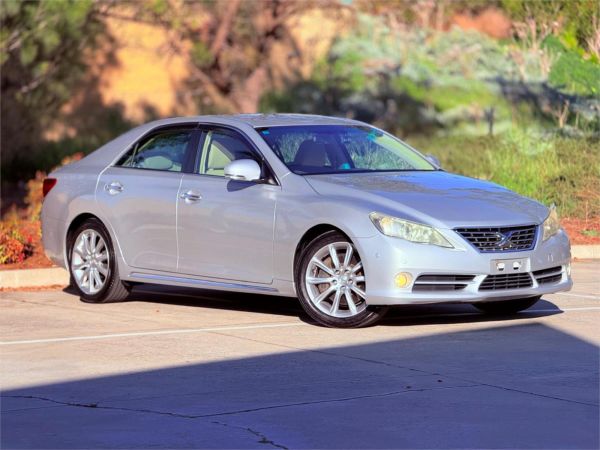 2011 Toyota Mark X Sedan GRX133 Premium image