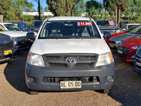 2005 Toyota Hilux Utility TGN16R MY05 Workmate image