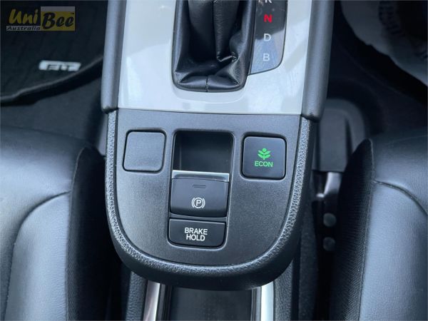 2020 Honda Fit Hatchback GR3 Hybrid image