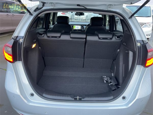 2020 Honda Fit Hatchback GR3 Hybrid image