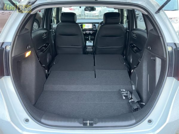 2020 Honda Fit Hatchback GR3 Hybrid image