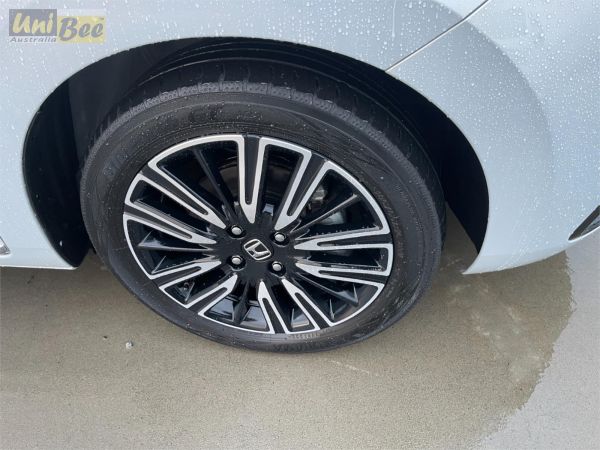 2020 Honda Fit Hatchback GR3 Hybrid image
