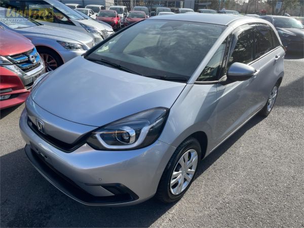 2020 Honda Fit Hatchback GR3 Hybrid image