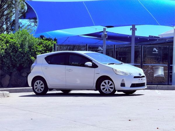 2012 Toyota Aqua Hatchback NHP10 G image