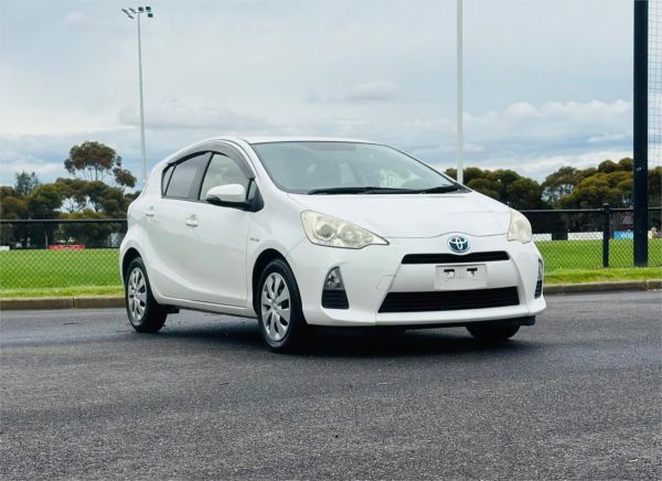 2012 Toyota Aqua Hatchback NHP10 G image