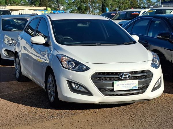 2014 HYUNDAI i30 5D HATCHBACK GD MY14 SE image