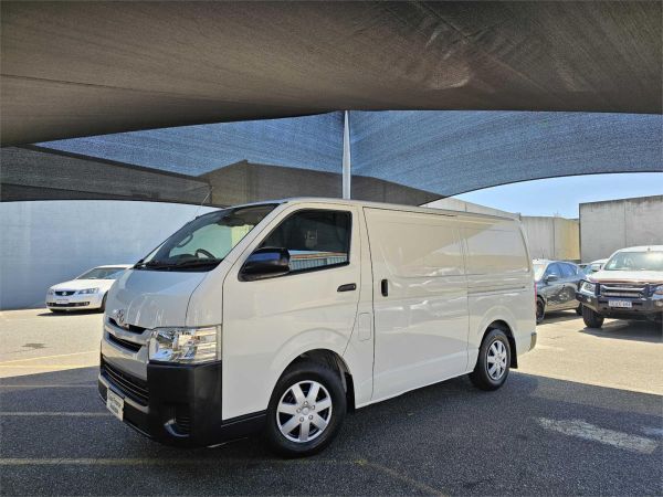 2015 Toyota Hiace Van KDH201R image