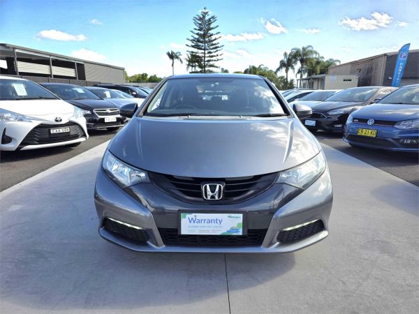 2013 Honda Civic Hatchback 9th Gen MY13 VTi-S image