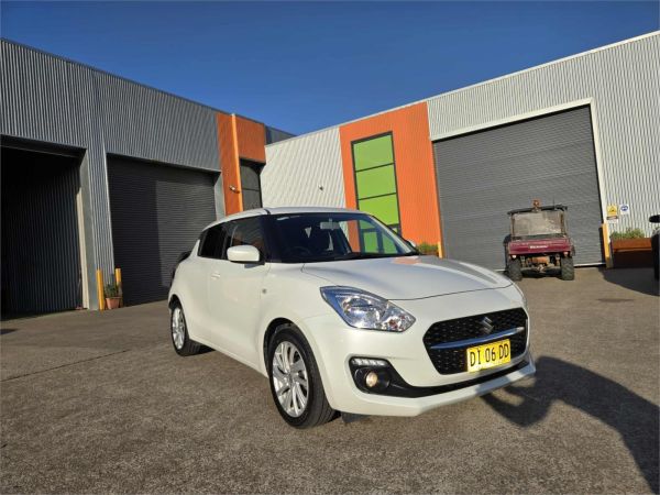 2023 Suzuki Swift Hatchback AZ Series II GL image