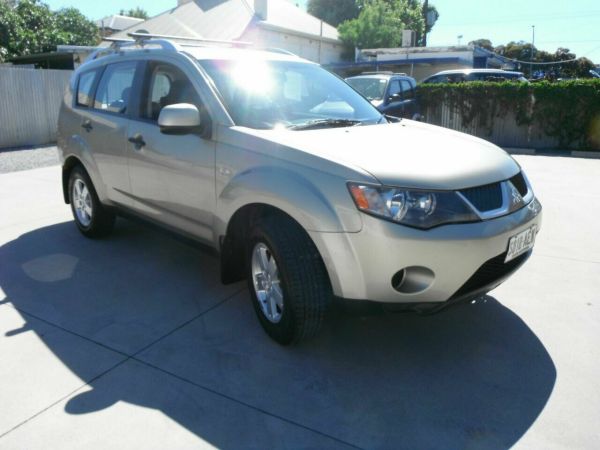 2008 Mitsubishi Outlander ZG MY08 LS Gold 6 Speed CVT Auto Sequential Wagon image