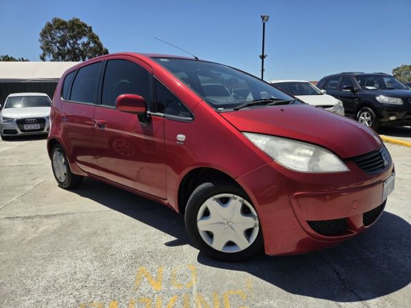 2007 Mitsubishi Colt RG MY07 ES Red 5 Speed Manual Hatchback image