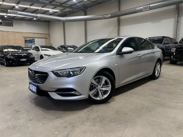 2020 HOLDEN COMMODORE 5D LIFTBACK ZB MY20 LT image