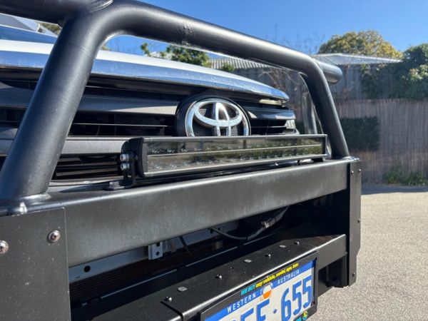 ** 2016 Toyota Hilux SR ** Cab Chassis 2 Doors ** Manual 6sp ** 4x4 ** 2.8L Turbo Diesel ** Black Bullbar ** Full Service History ** Bluetooth ** image