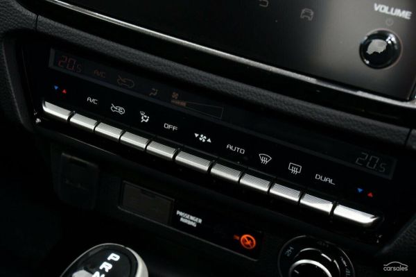 2025 Isuzu D-MAX X-TERRAIN Auto 4x4 MY25.5 image