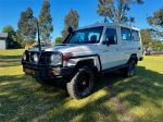 Image for 2013 TOYOTA LANDCRUISER TROOPCARRIER VDJ78R MY12 UPDATE WORKMATE (4x4) 11 SEAT