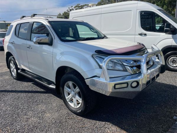 2016 ISUZU MU-X 4D WAGON UC MY15 LS-T (4x4) image