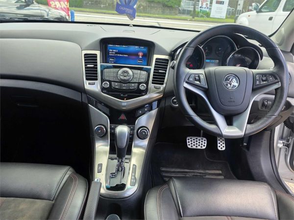 2016 HOLDEN CRUZE 5D HATCHBACK JH MY16 SRi Z-SERIES image
