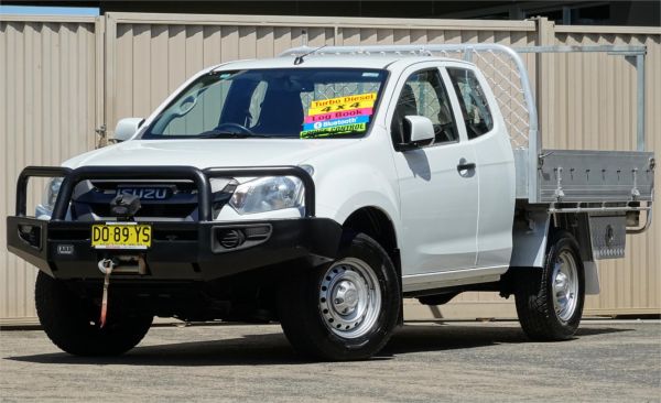 2017 ISUZU D-MAX SPACE C/CHAS TF MY17 SX (4x4) image
